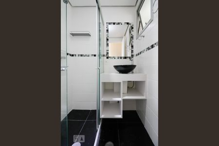 Apartamento para alugar com 70m², 3 quartos e 2 vagas Apartamento para alugar com 70m², 3 quartos e 2 vagasBanheiro Suíte