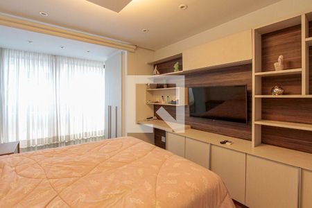 Apartamento à venda com 105m², 2 quartos e 3 vagasQuarto 2 suíte