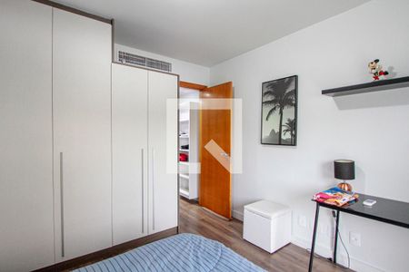 Apartamento à venda com 105m², 2 quartos e 3 vagasQuarto 1 suíte