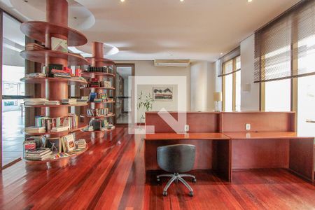 Apartamento à venda com 105m², 2 quartos e 3 vagasÁrea comum