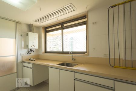 Apartamento à venda com 407m², 4 quartos e 4 vagasÁrea de Serviço
