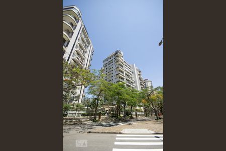Apartamento à venda com 407m², 4 quartos e 4 vagasFachada