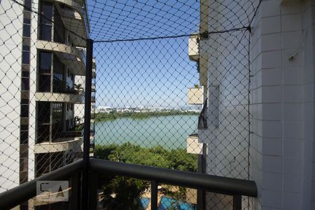 Apartamento à venda com 407m², 4 quartos e 4 vagasVista da Suíte 4