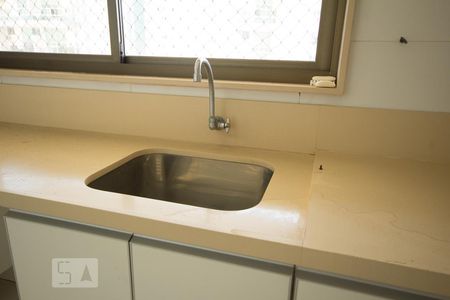 Apartamento à venda com 407m², 4 quartos e 4 vagasÁrea de Serviço
