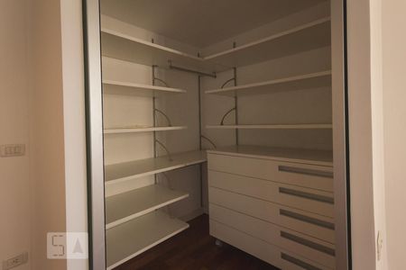 Apartamento à venda com 407m², 4 quartos e 4 vagasSuíte 4