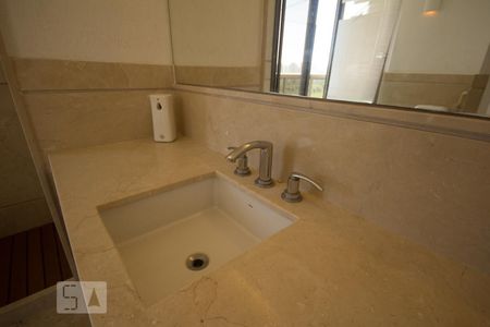 Apartamento à venda com 407m², 4 quartos e 4 vagasBanheiro (Suíte 4)