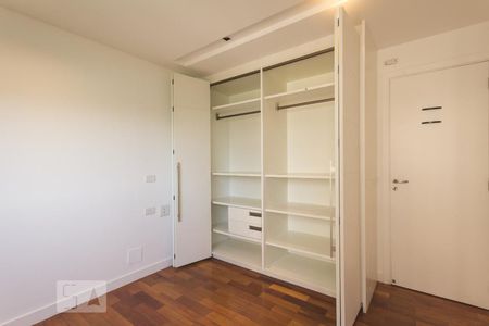 Apartamento à venda com 407m², 4 quartos e 4 vagasSuíte 2