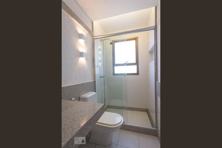 Apartamento à venda com 407m², 4 quartos e 4 vagasBanheiro (Suíte 2)