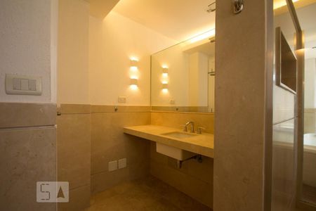 Apartamento à venda com 407m², 4 quartos e 4 vagasBanheiro (Suíte 4)