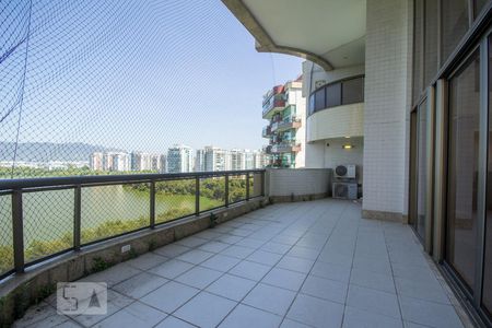 Varanda de apartamento à venda com 4 quartos, 407m² em Barra da Tijuca, Rio de Janeiro