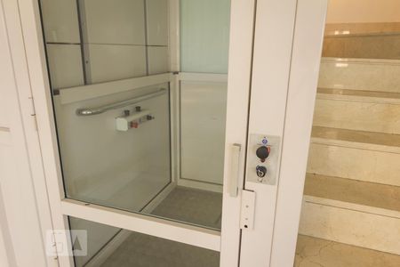Apartamento à venda com 407m², 4 quartos e 4 vagasElevador