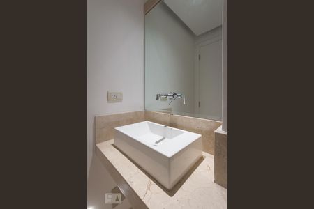 Apartamento à venda com 407m², 4 quartos e 4 vagasBanheiro Social