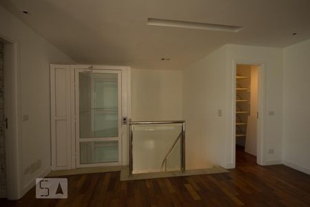 Apartamento à venda com 407m², 4 quartos e 4 vagasHall