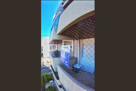 Apartamento à venda com 152m², 4 quartos e 2 vagasPlaquinha