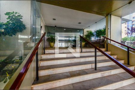 Apartamento à venda com 152m², 4 quartos e 2 vagasFachada