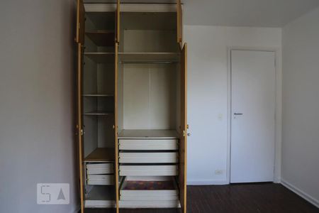 Apartamento à venda com 90m², 2 quartos e 1 vagaQuarto 1 Armário