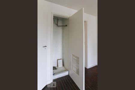 Apartamento à venda com 90m², 2 quartos e 1 vagaArmário Quarto Suite