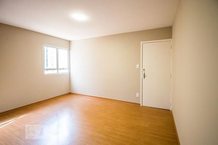 Sala de apartamento para alugar com 1 quarto, 54m² em Cambuí, Campinas