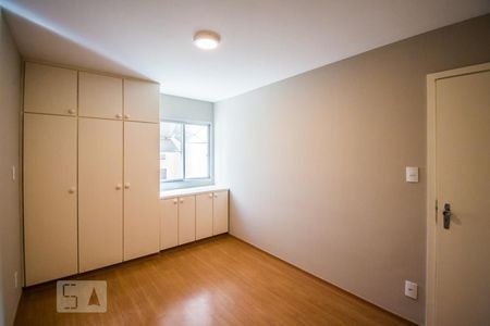 Quarto de apartamento para alugar com 1 quarto, 54m² em Cambuí, Campinas
