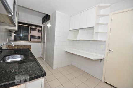 Apartamento para alugar com 90m², 3 quartos e 1 vagaCozinha e Área de Serviço