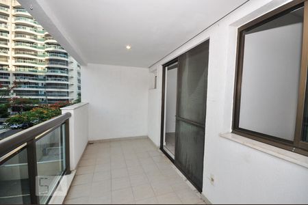 Apartamento para alugar com 90m², 3 quartos e 1 vagaVaranda
