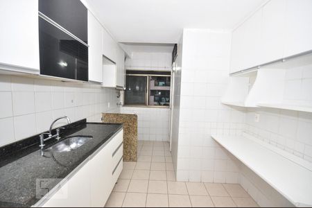 Apartamento para alugar com 90m², 3 quartos e 1 vagaCozinha e Área de Serviço