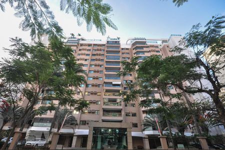 Apartamento para alugar com 90m², 3 quartos e 1 vagaFachada