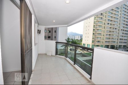 Apartamento para alugar com 90m², 3 quartos e 1 vagaVaranda