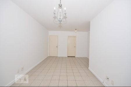 Apartamento para alugar com 90m², 3 quartos e 1 vagaSala