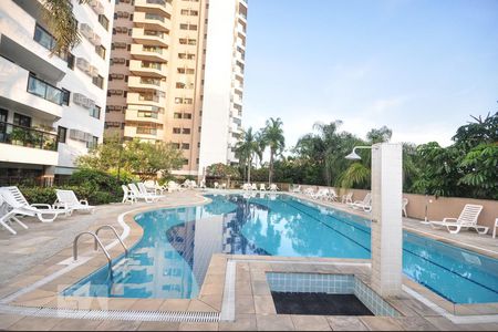 Apartamento para alugar com 90m², 3 quartos e 1 vagaPiscina e Fachada