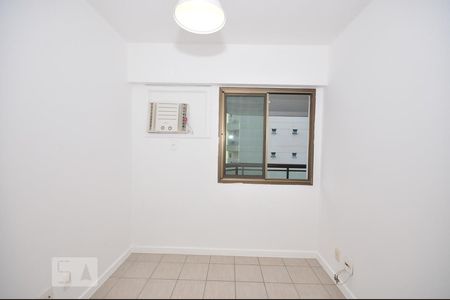 Apartamento para alugar com 90m², 3 quartos e 1 vagaQuarto 2