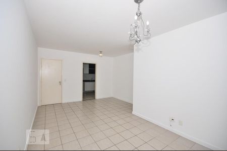 Apartamento para alugar com 90m², 3 quartos e 1 vagaSala
