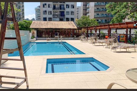 Apartamento para alugar com 70m², 3 quartos e 1 vagaPiscina