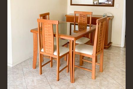 Apartamento para alugar com 70m², 3 quartos e 1 vagaSala