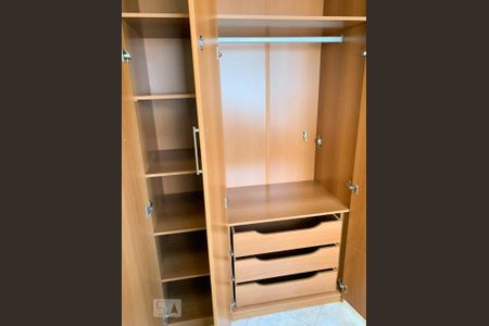Apartamento para alugar com 70m², 3 quartos e 1 vagaDetalhe Quarto 2