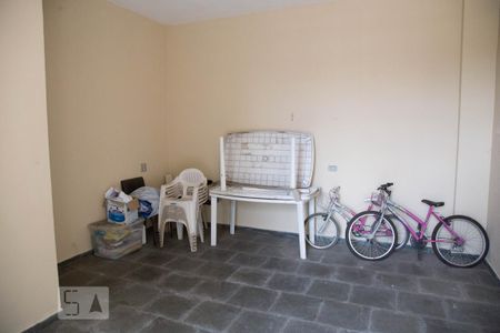 Casa à venda com 160m², 3 quartos e sem vaga Casa à venda com 160m², 3 quartos e sem vagaÁrea comum