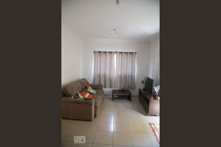 Sala de casa à venda com 3 quartos, 160m² em Vila Palmeiras, São Paulo