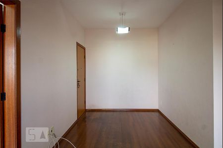 Sala de Apartamento com 2 quartos, 55m² Caiçara-Adelaide