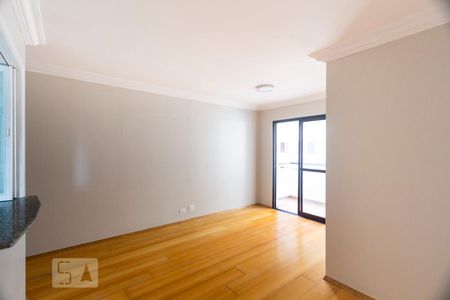 Sala de apartamento para alugar com 3 quartos, 70m² em Vila Fachini, São Paulo