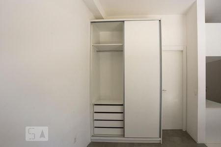 Quarto de kitnet/studio para alugar com 1 quarto, 43m² em Vila Madalena, São Paulo