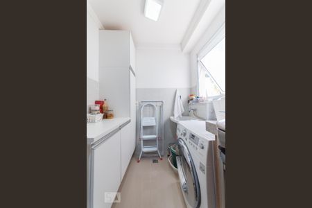 Apartamento à venda com 76m², 3 quartos e 2 vagas Apartamento à venda com 76m², 3 quartos e 2 vagasLavanderia