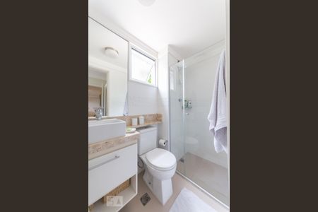 Apartamento à venda com 76m², 3 quartos e 2 vagas Apartamento à venda com 76m², 3 quartos e 2 vagasBanheiro
