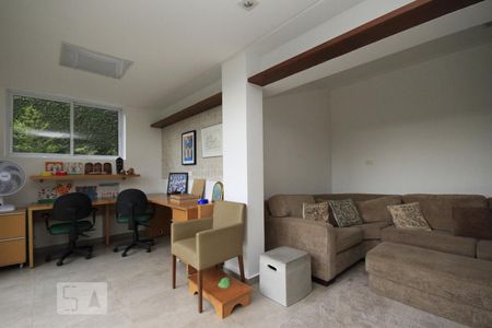 Casa à venda com 260m², 3 quartos e 3 vagasSala Andar Inferior