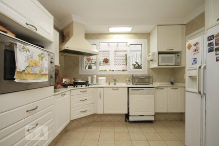 Casa à venda com 260m², 3 quartos e 3 vagasCozinha