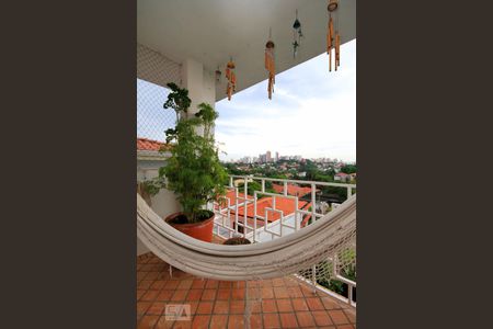 Casa à venda com 260m², 3 quartos e 3 vagasVaranda da Suíte