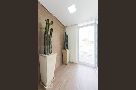 Apartamento para alugar com 91m², 2 quartos e sem vagaHall social