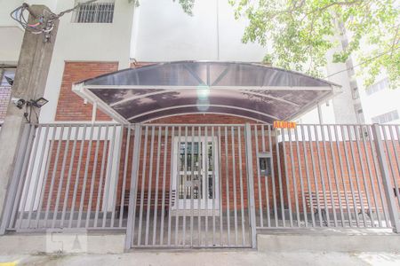 Apartamento para alugar com 55m², 2 quartos e sem vagaFachada