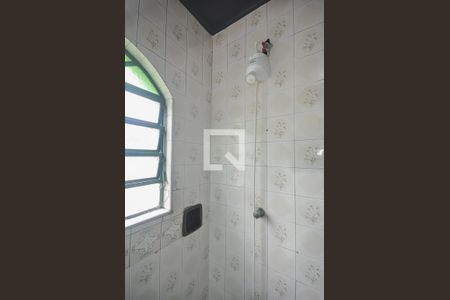 Casa para alugar com 300m², 6 quartos e 3 vagasChuveiro do Banheiro da Casa 1