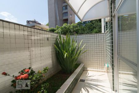Área privativa de apartamento para alugar com 3 quartos, 120m² em Santo Antônio, Belo Horizonte