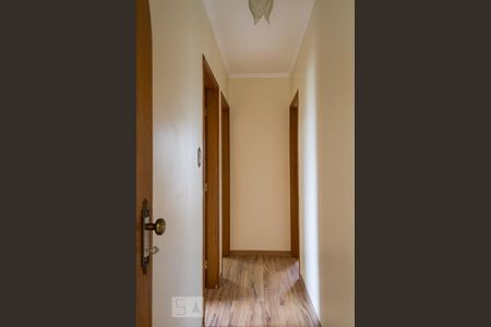 Corredor de apartamento para alugar com 3 quartos, 100m² em Vila Mariana, São Paulo